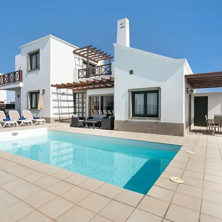 Willa Camelot Homes By Livvo Playa Blanca (Lanzarote)