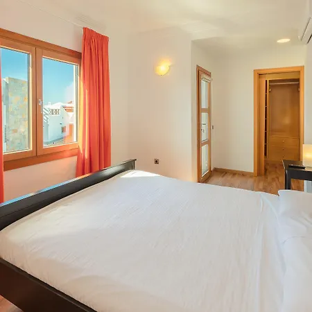 Villa Camelot Homes By Livvo