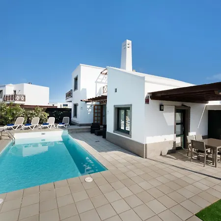 Camelot Homes By Livvo Playa Blanca (Lanzarote)