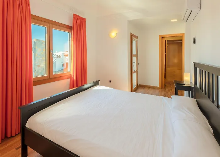 Villa Camelot Homes By Livvo