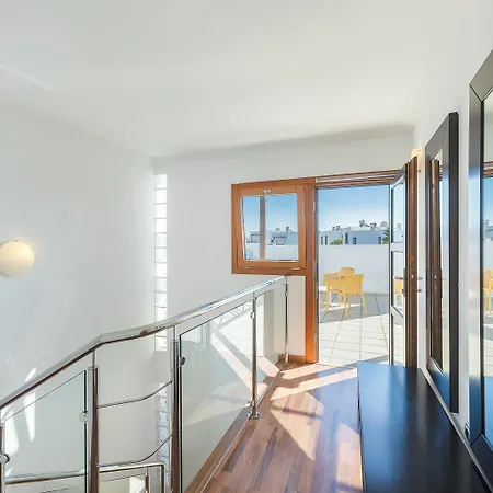 Camelot Homes By Livvo * 普拉亚布兰卡